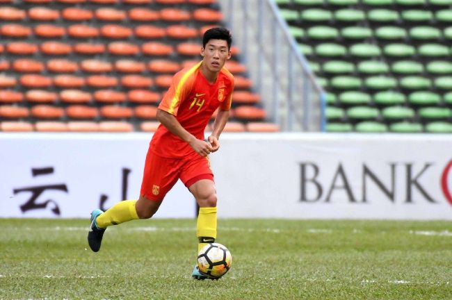大学生高潮无套内谢视频